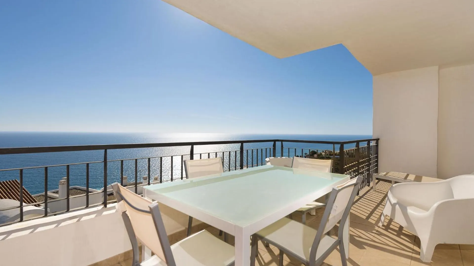 Apartment Sea Front By Interhome Torrox