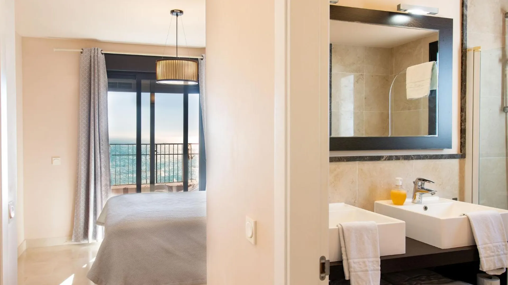 Apartment Sea Front By Interhome Torrox